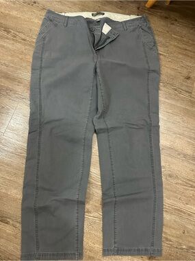 Classic Straight-Leg Pants in Dark Gray